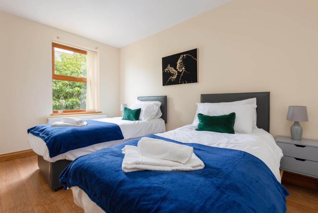 Albert - 5 Bedrooms Sleeps 11 Parking Wi-Fi Contractors Preston  Buitenkant foto